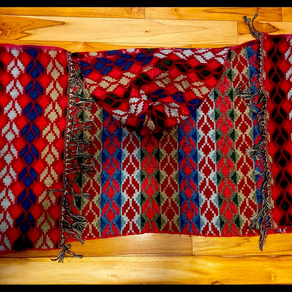 Wool Red brown tan poncho, fits all sizes. Reversible.
